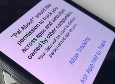 Apple sắp cho ra mắt các công cụ chặn theo dõi từ Facebook