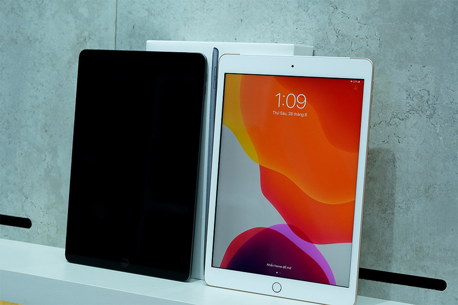 iPad 10.2 inch có màn hình hiển thị phù hợp với mọi tác vụ