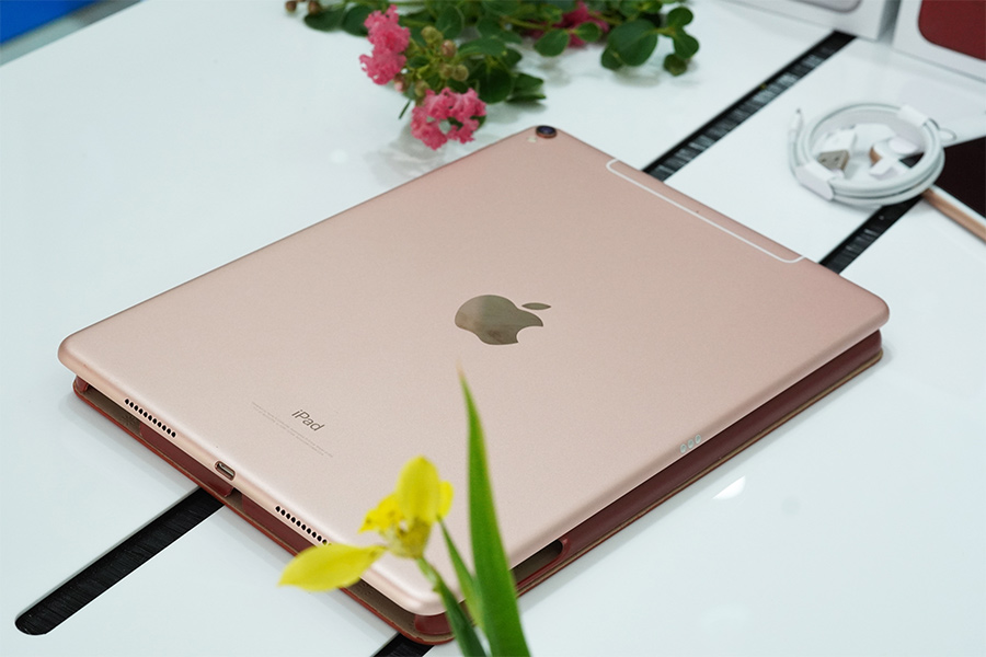 iPad Pro - Chiếc máy tính bảng cạnh tranh trực tiếp với máy tính xách tay