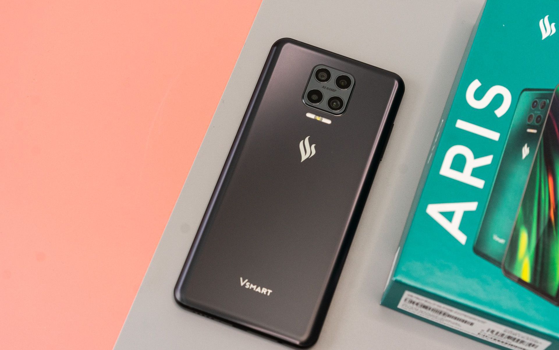 Đánh giá chi tiết Vsmart Aris 